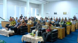 Oplus_0