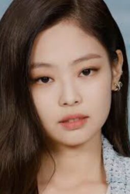 Penyanyi Jennie BLACKPINK Cetak Platinum RIAA Lewat Like JENNIE