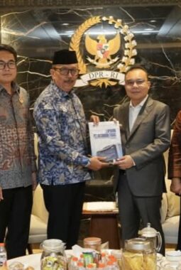 Silaturahmi Lebaran, Pimpinan DPR Terima Audiensi LPSK