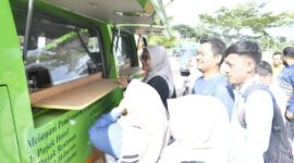 Oplus_0