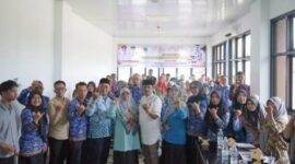 Oplus_0
