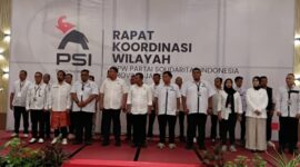 Oplus_0
