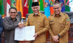 DPRD Sumbar Setujui Tambahan Modal Jamkrida, Mahyeldi Dorong UMKM Lebih Mudah Akses Kredit