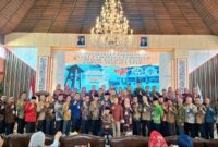 Oplus_0