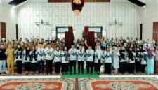 Oplus_0