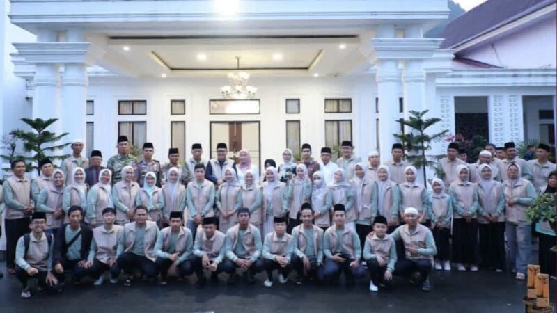 Oplus_0